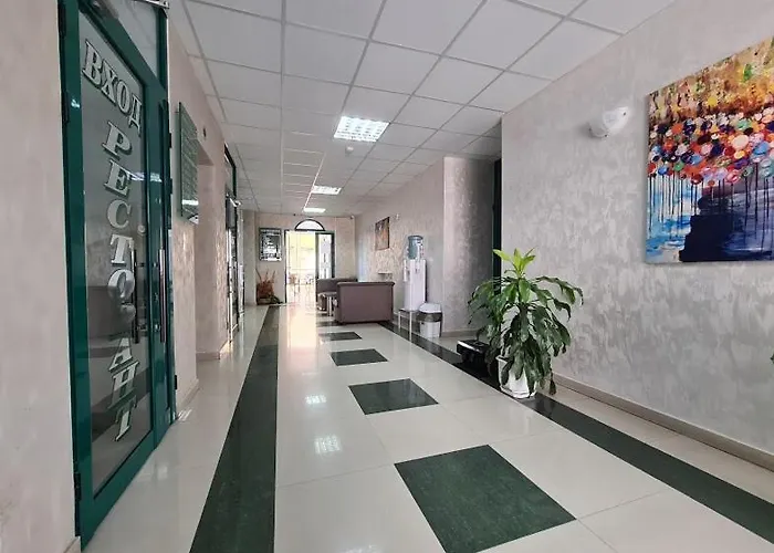 тракия Хотел