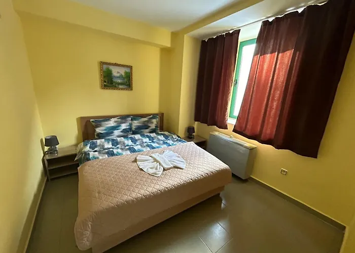 Хотел тракия *